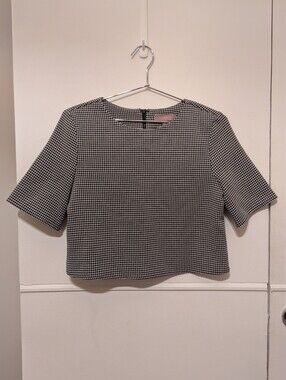 Harper Black and White Houndstooth Cropped Short Sleeve Top